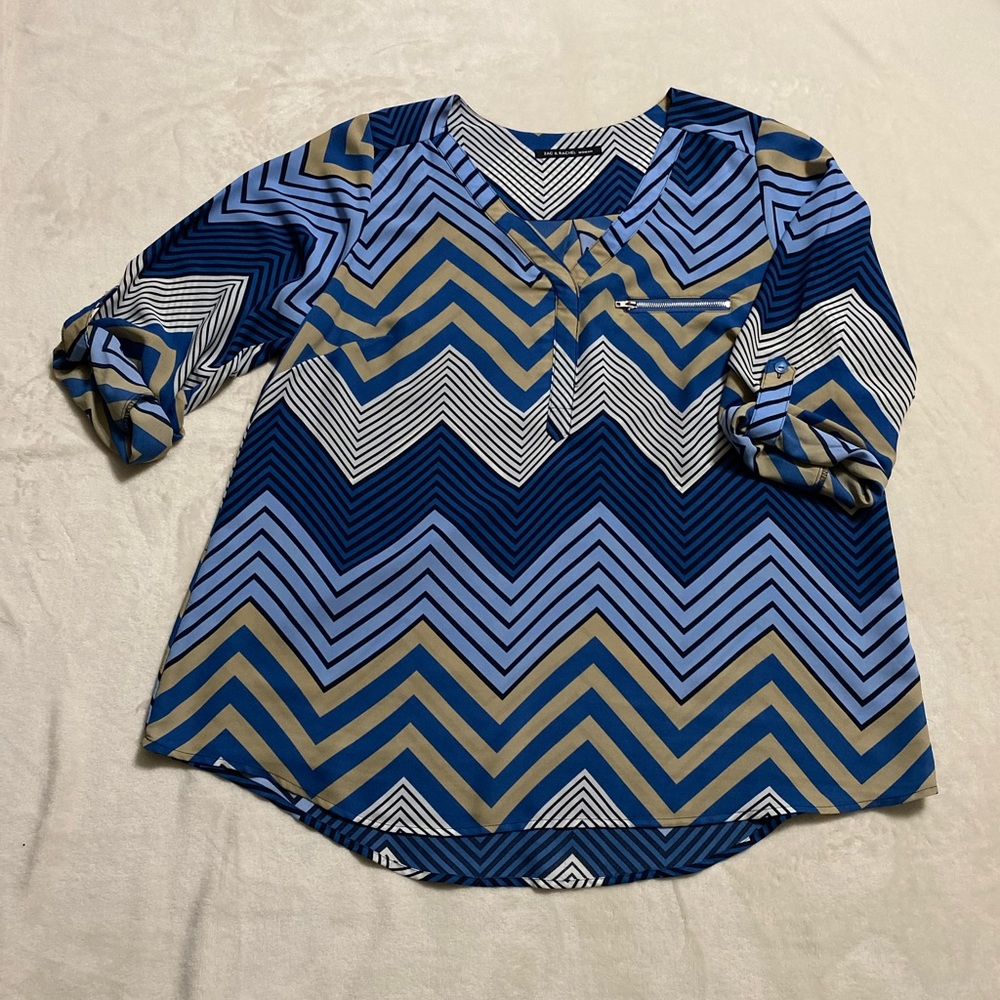 Woman’s Zac and Rachel Popover Blouse